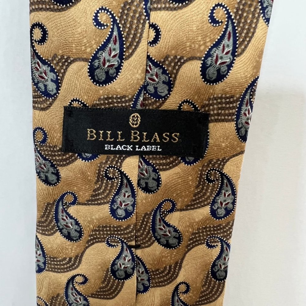 Bill Blass Black Label Men’s Tie Necktie 4” Silk Gold & Blue Paisley - Picture 9 of 10
